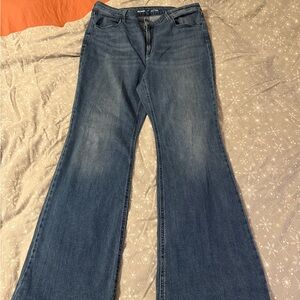 Old Navy Wow Flared Women's Jeans